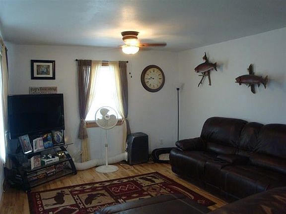 2nd image of 279 Eastman Ave