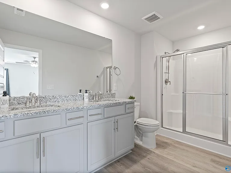 27758 Whitechapel Dr — Photo 9