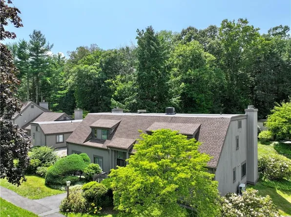 352 Heritage Village #C, Southbury, CT 06488