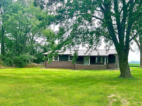 2018 S Dakota St, Vermillion, SD 57069
