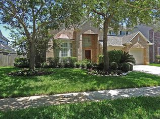 5526 Dawnington Pl, Sugar Land, TX 77479