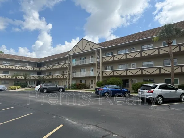 2464 Australia Way E APT 72, Clearwater, FL 33763