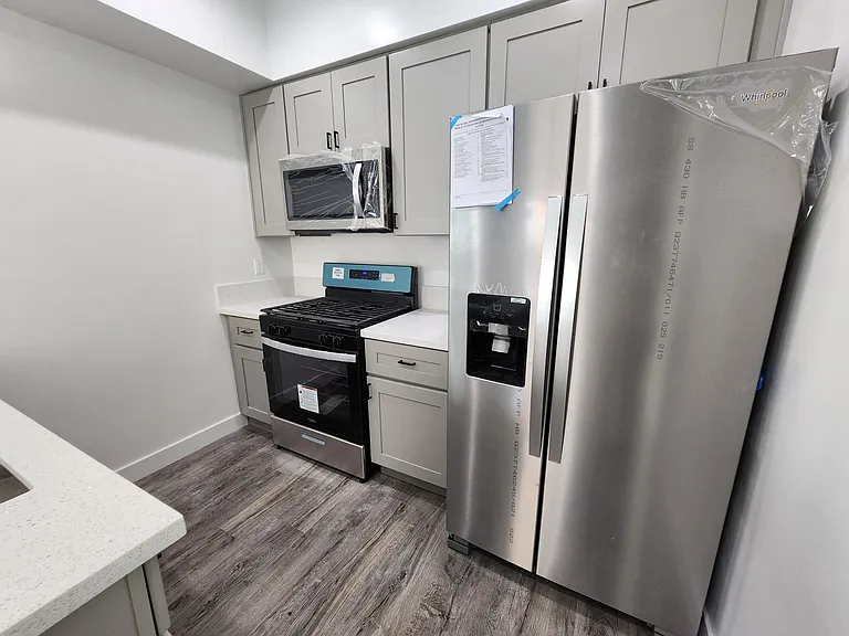 6515--6513 Florence Place Bell Gardens Circle 6313 #A-6315 — Photo 2