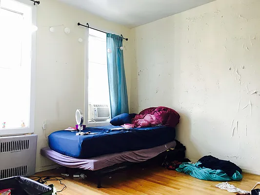 Rented by Nooklyn NYC LLC | media 35