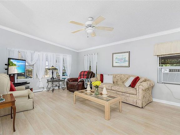 2nd image of 2373 Payne Ln