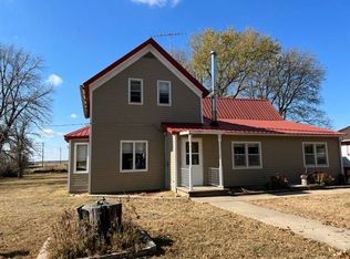 1136 Highway 136, Red Cloud, NE 68970