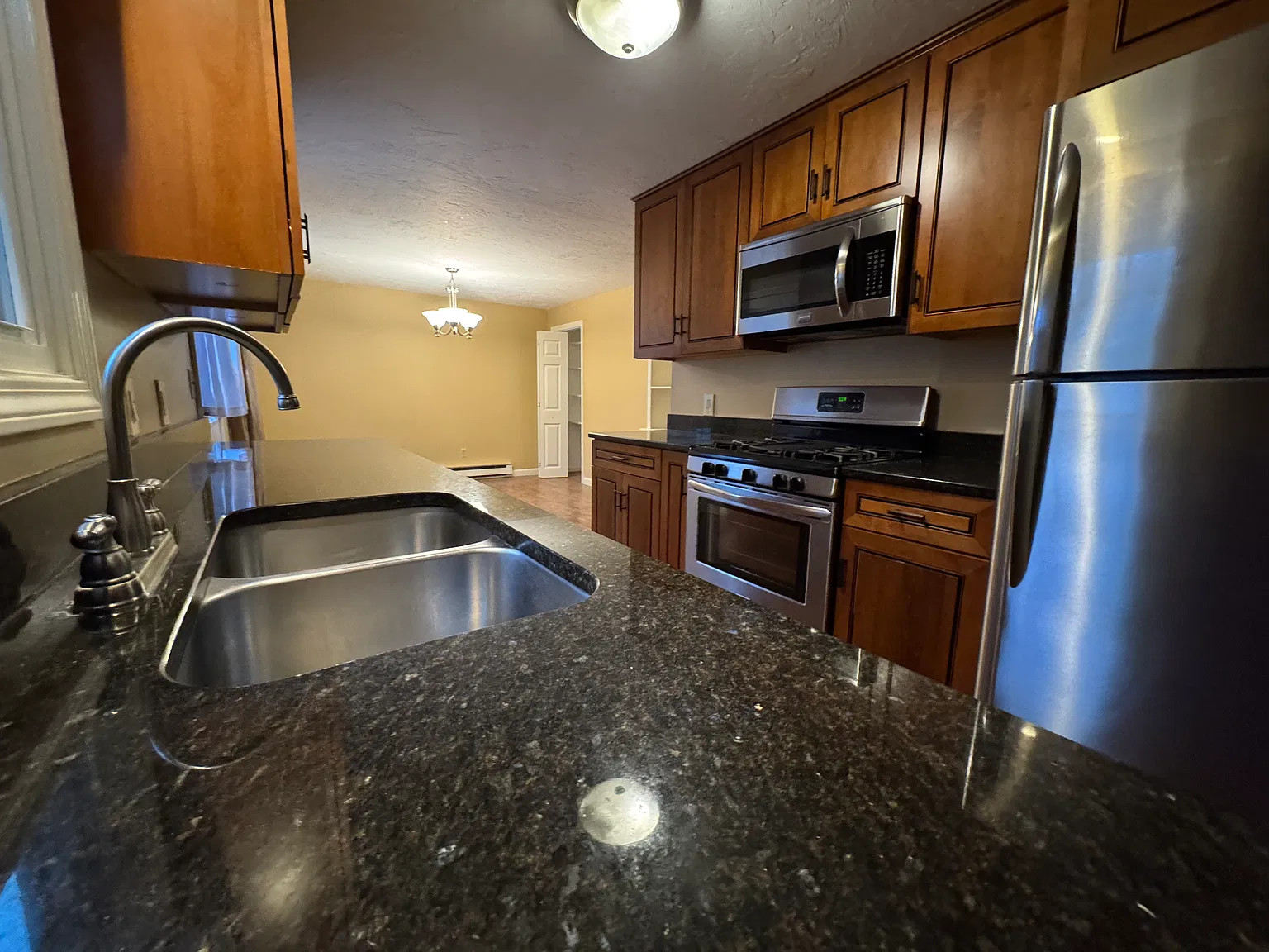 5 Lexington Rd — Photo 4