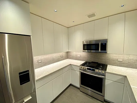 Rented by Corcoran | media 7
