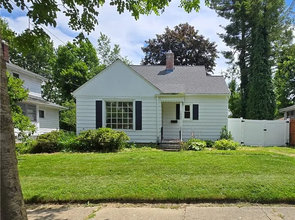 1404 Bryden Dr, Akron, OH 44313