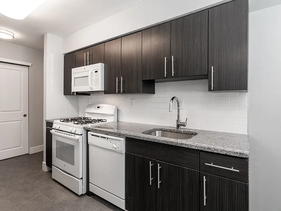 Ridge Court Apartments