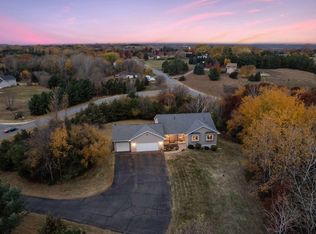 850 Young Rd, Hudson, WI 54016