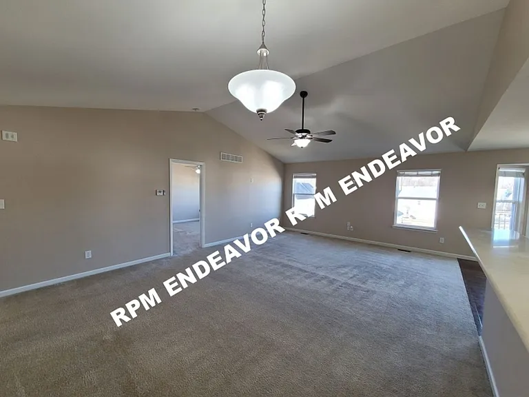 141 Boardwalk Gardens Dr — Photo 6