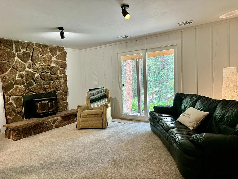 Unit Photo