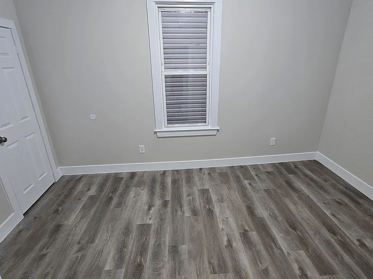 28 Wainwright St #2B — Photo 6