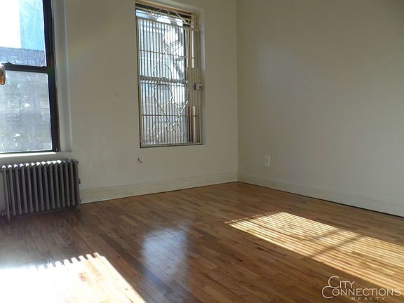2nd image of 425 W 46th St APT 5B