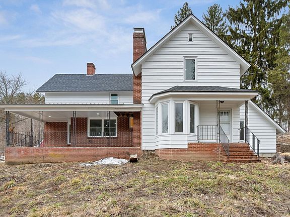 4th image of 360 East Montpelier Road