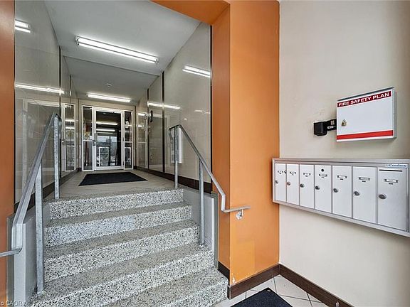 3rd image of 271 Lester St #102