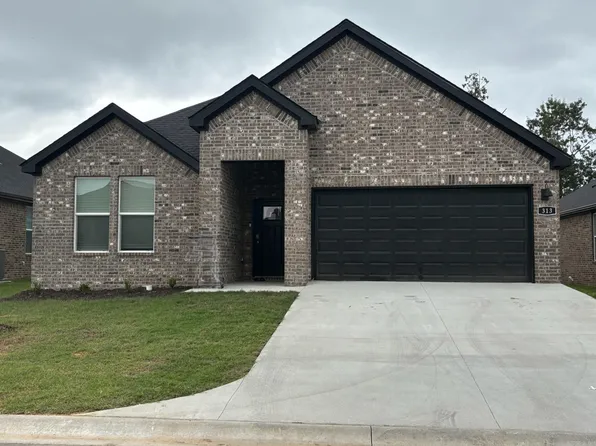 504 Cain Trl, Maumelle, AR 72113