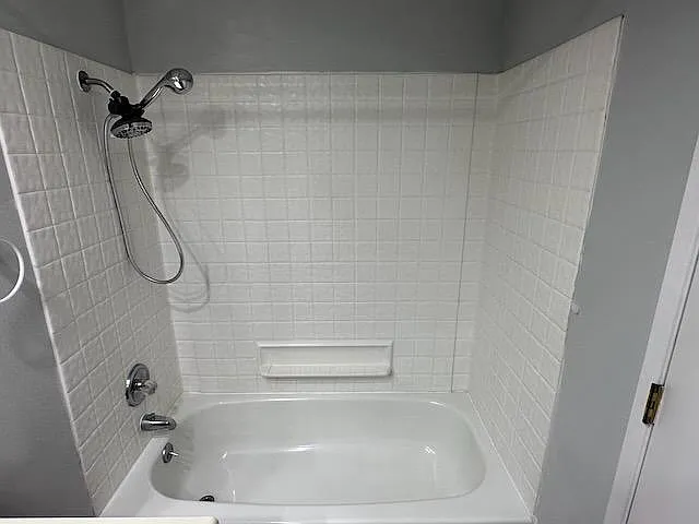 tub/shower