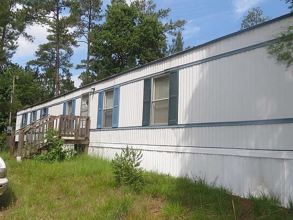 3rd image of 1356 Estes Ln