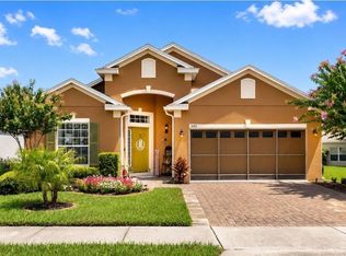 5911 Whisper Pine Dr, Leesburg, FL 34748