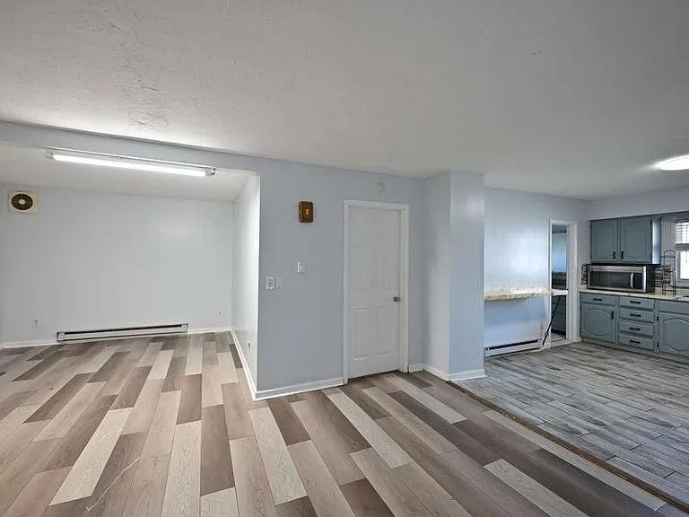 1368 Central Ave #A — Photo 3