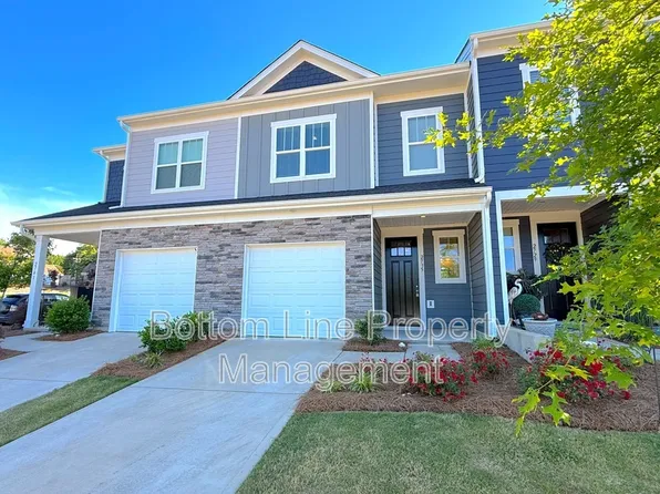 2735 Winn Mill Dr, Gastonia, NC 28056