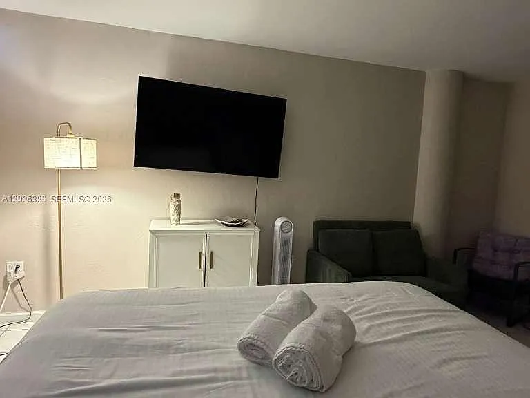 7904 West Dr #411 — Photo 2