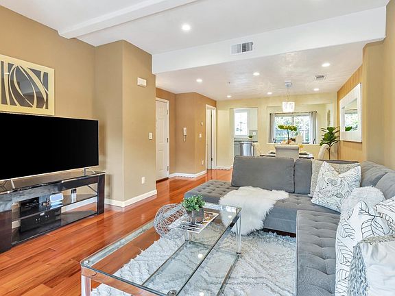 5th image of 511 Whitechapel Ave #409