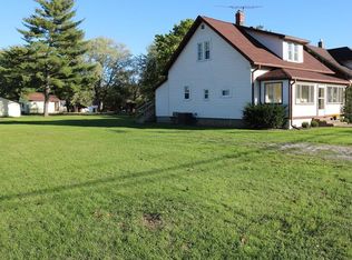 209 N Main St, Fillmore, IN 46128