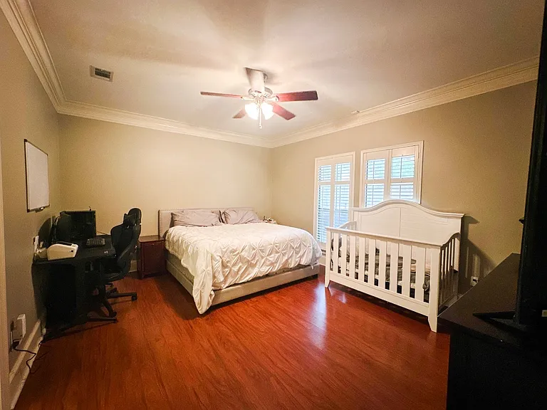 645 Summer Breeze Dr — Photo 2