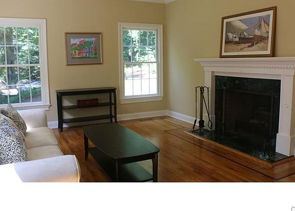2nd image of 4 Birchwood Ave