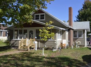 214 8th St, Cloquet, MN 55720