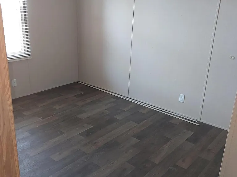 506 SE San Jose St — Photo 4