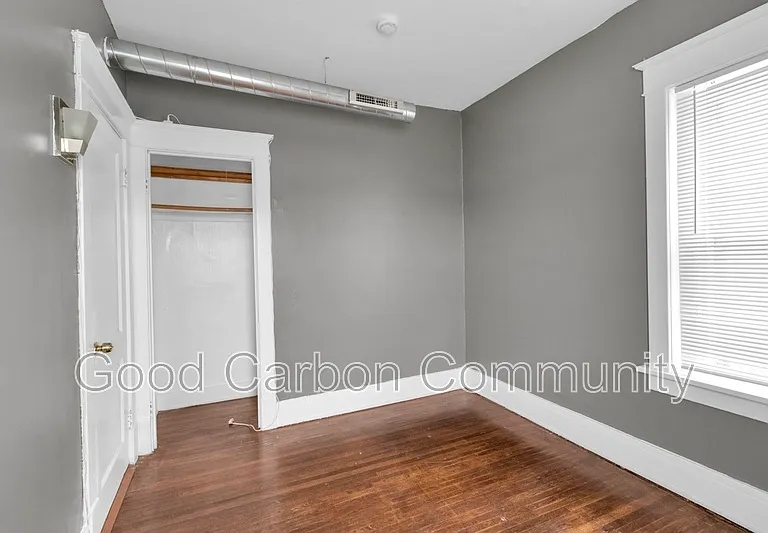 81 Saranac Ave #UPPER — Photo 18