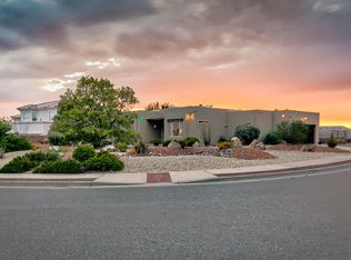 2827 Diamond Springs Dr, Las Cruces, NM 88011