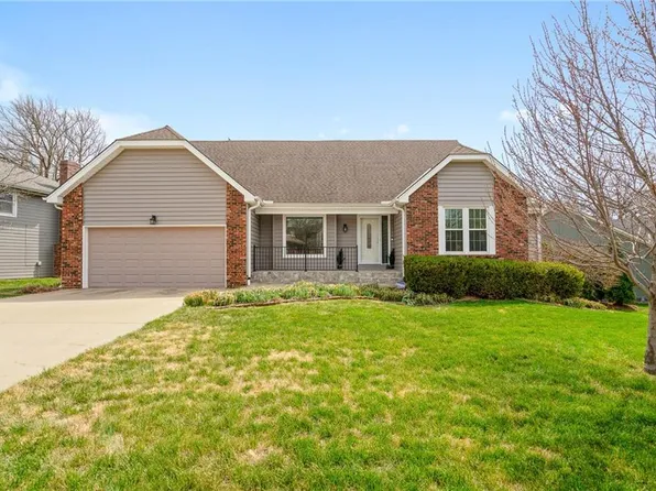 7623 Slater St, Overland Park, KS 66204