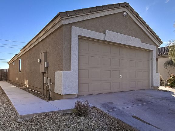 3rd image of 24011 N High Dunes Dr