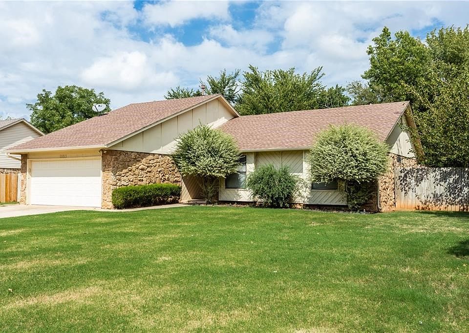 1st image of 12013 Silver Maple Dr
