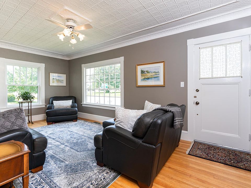 29 Clinton Street, Concord, NH 03301 Zillow