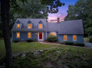 14 Fieldstone Drive, Amherst, NH 03031