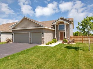 10700 51st St NE, Albertville, MN 55301
