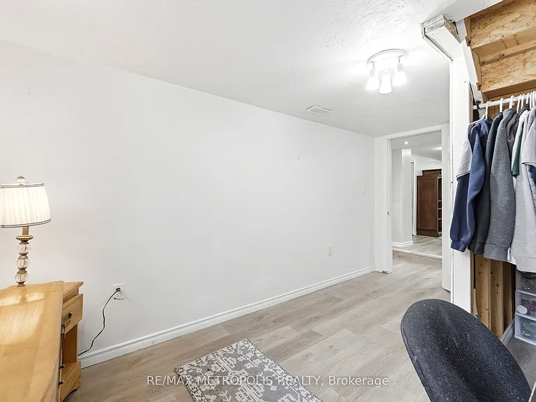 56 Charing Cross St #MAIN BSMT — Photo 34