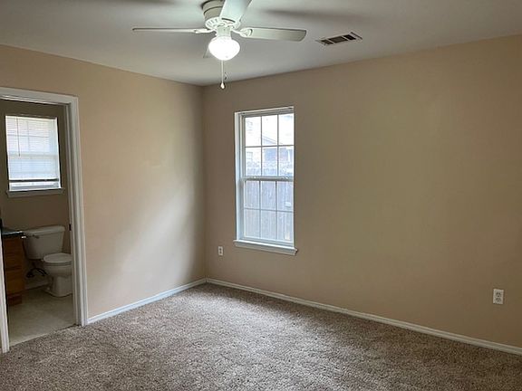 5th image of 415-419 N Fairbanks Cir