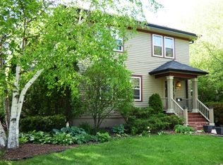 938 S Clay St, Green Bay, WI 54301