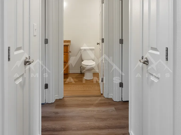 3811 Minnesota Dr #203 — Photo 6
