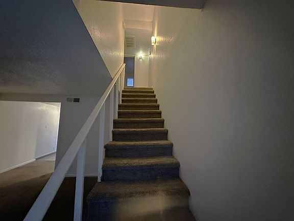 5th image of 708 El Tejon Ave