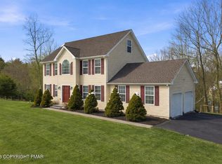 2322 Southridge Dr, East Stroudsburg, PA 18302