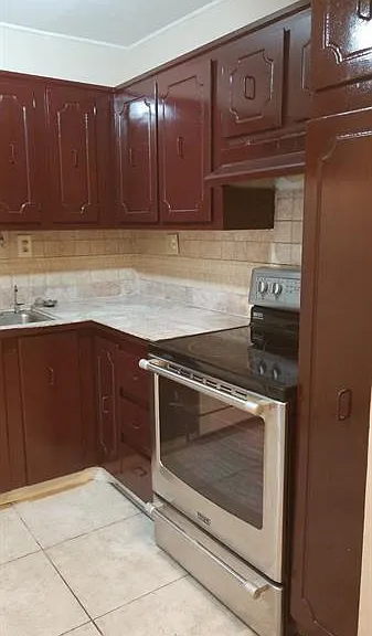 4324 NW 9th Ave #6-3C — Photo 3