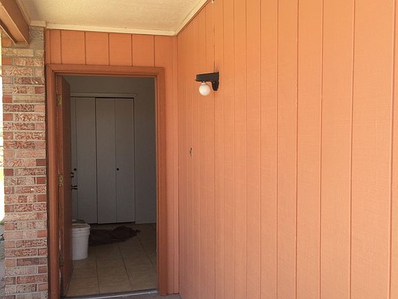 2nd image of 3582 E Glen Dr Unit B